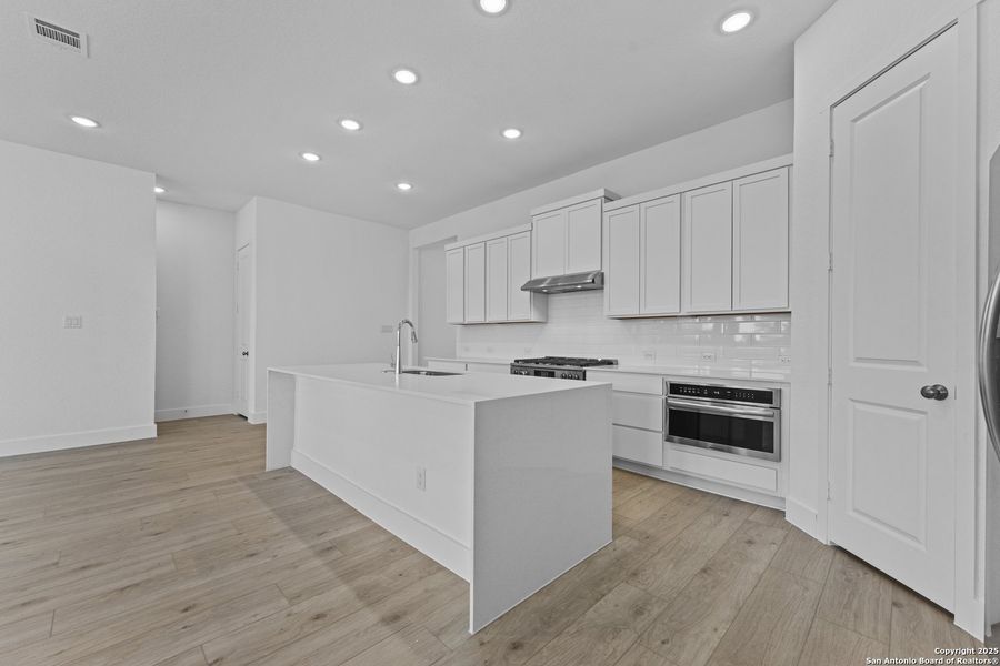 Furnished interior view inside a new home in , New Braunfels (Image 5). Furnished interior view inside a new home in , New Braunfels (Image 5).