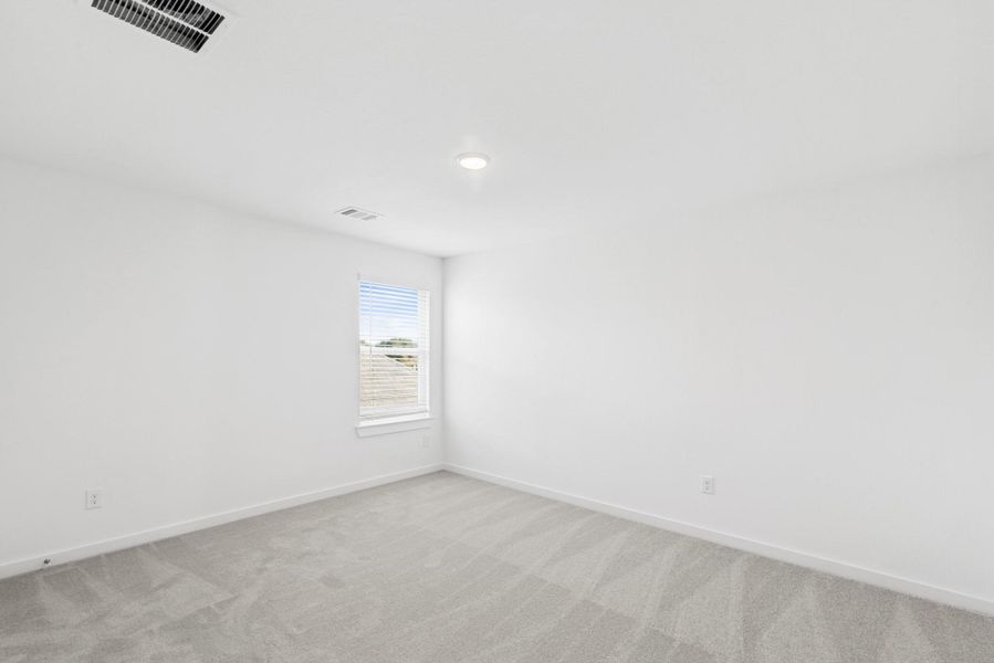 Spacious, unfurnished interior of a new home in Summerview, Fulshear (Image 35).