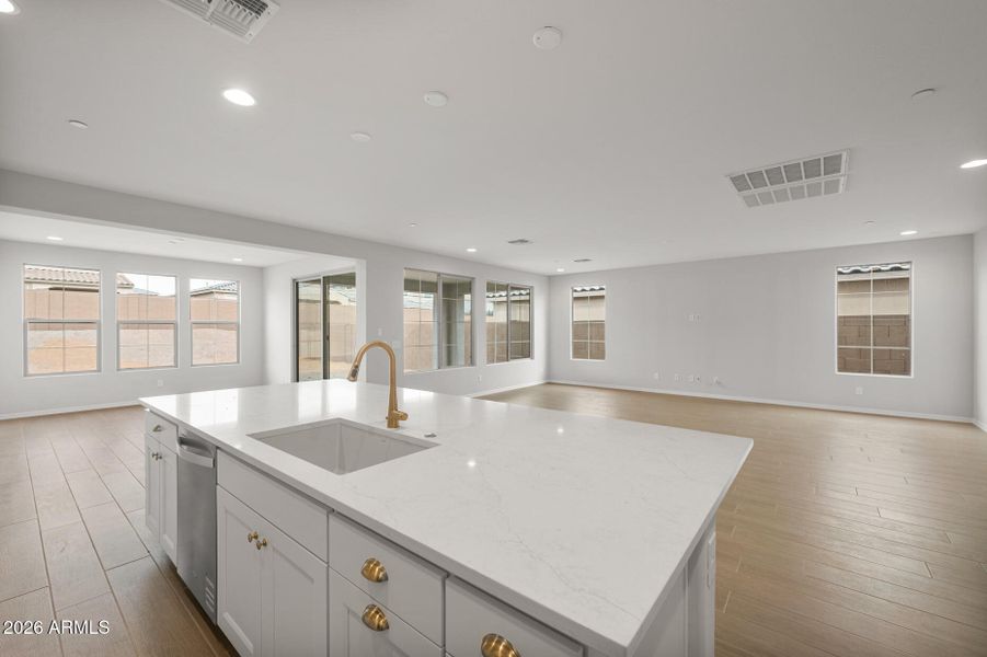 Kitchen/Cafe/Gathering Room