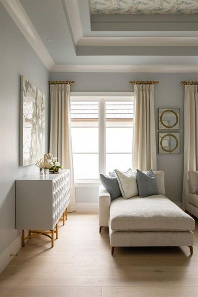 Furnished interior view inside a new home in , Southlake (Image 16).