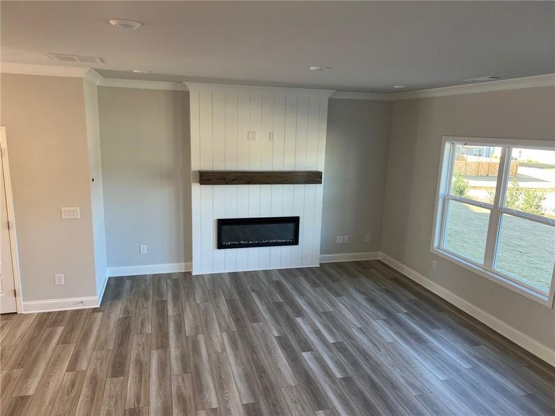 Spacious, unfurnished interior of a new home in Crofton Place Enclave, Snellville (Image 25).