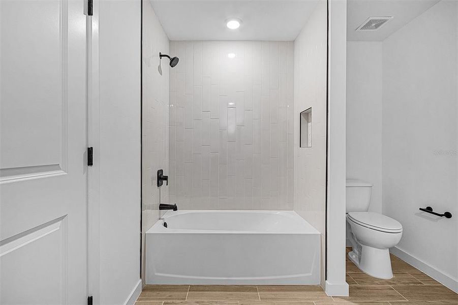 Furnished interior view inside a new home in Port Charlotte, North Port (Image 4).