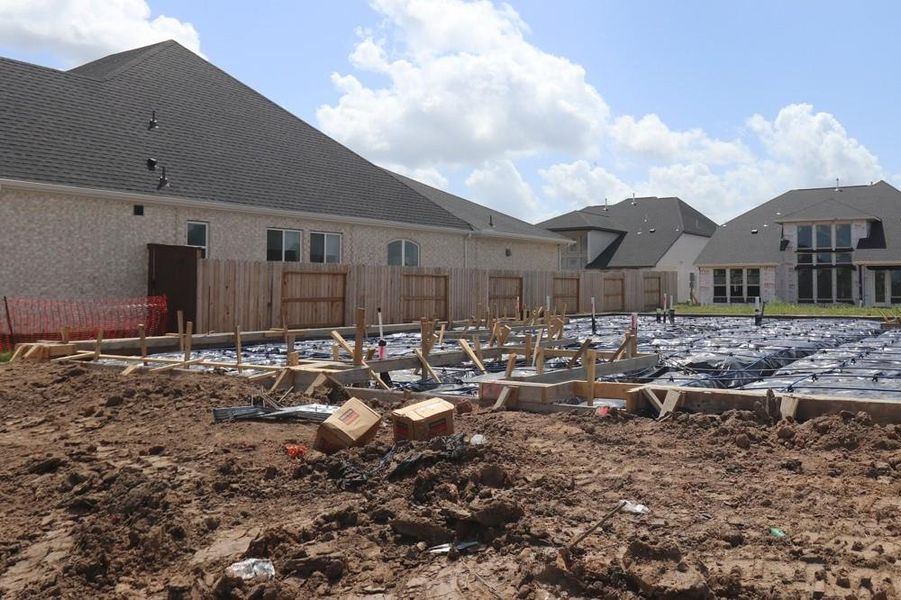 Every foundation at DWH is engineered and it’s inspected three times! We do not do “batch” testing. Rest easy knowing your foundation comes with a 10 year warranty. Every foundation at DWH is engineered and it’s inspected three times! We do not do “batch” testing. Rest easy knowing your foundation comes with a 10 year warranty.