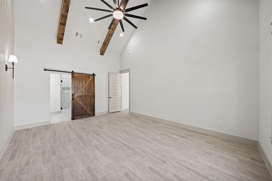 Spacious, unfurnished interior of a new home in , White Settlement (Image 22).