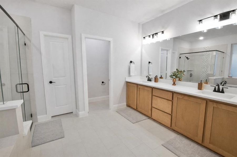 Furnished interior view inside a new home in Abe's Landing, Granbury (Image 8).