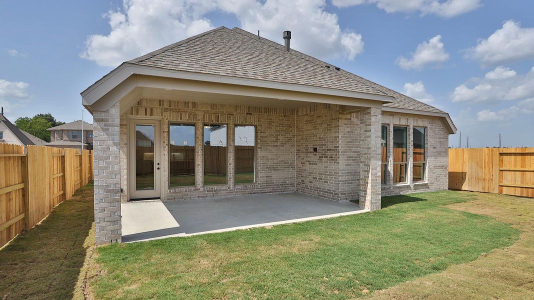 Exterior details and patio area of a home in Everly, Hockley (Image 3).