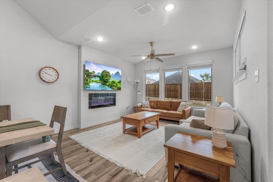 Furnished interior view inside a new home in , Fort Worth (Image 6).