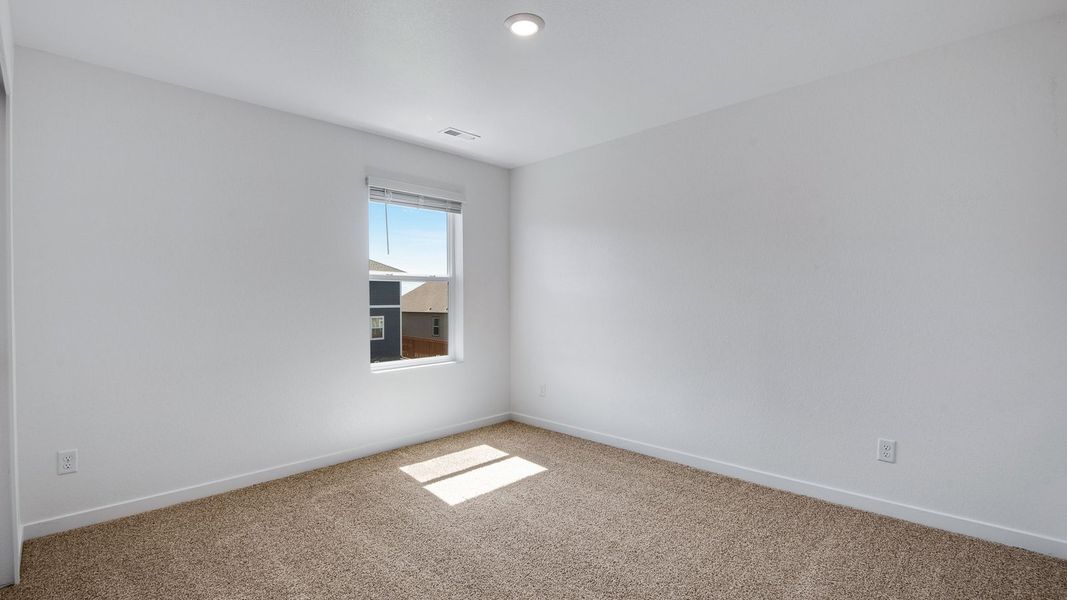 Spacious, unfurnished interior of a new home in Vista Meadows, Fort Lupton (Image 19). Spacious, unfurnished interior of a new home in Vista Meadows, Fort Lupton (Image 19).