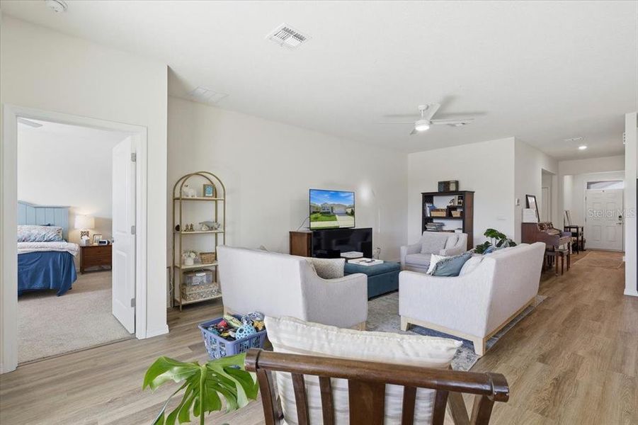 Furnished interior view inside a new home in Archers Mill, Ormond Beach (Image 12).