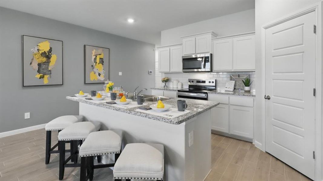 Furnished interior view inside a new home in Saratoga, Granbury (Image 12).