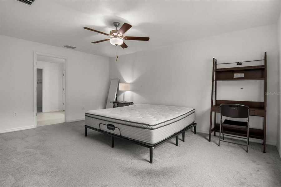 Furnished interior view inside a new home in , Lakeland (Image 27). Furnished interior view inside a new home in , Lakeland (Image 27).