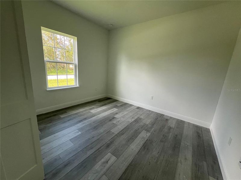 Spacious, unfurnished interior of a new home in , Ocala (Image 16).