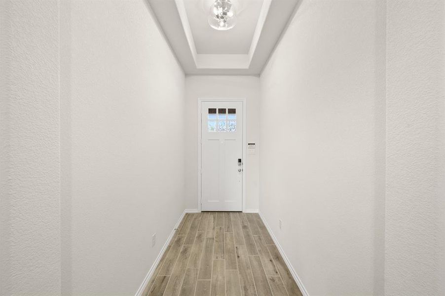 1125 Avery- Entry-1 1125 Avery- Entry-1