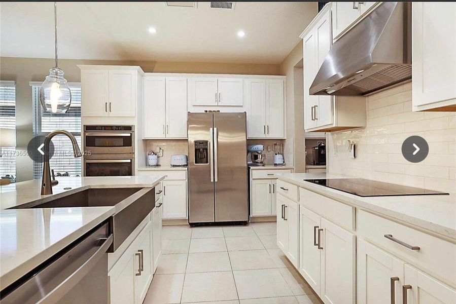 Furnished interior view inside a new home in , Port St. Lucie (Image 4).