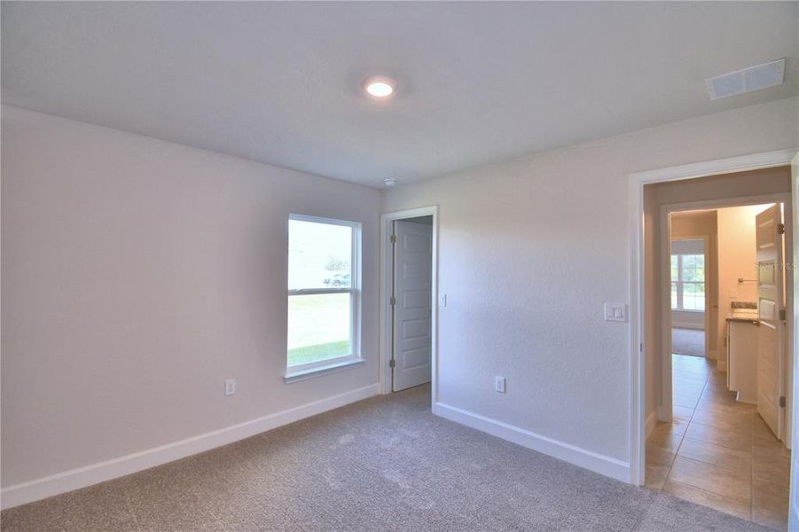 Spacious, unfurnished interior of a new home in Cadence Crossing, Auburndale (Image 40).
