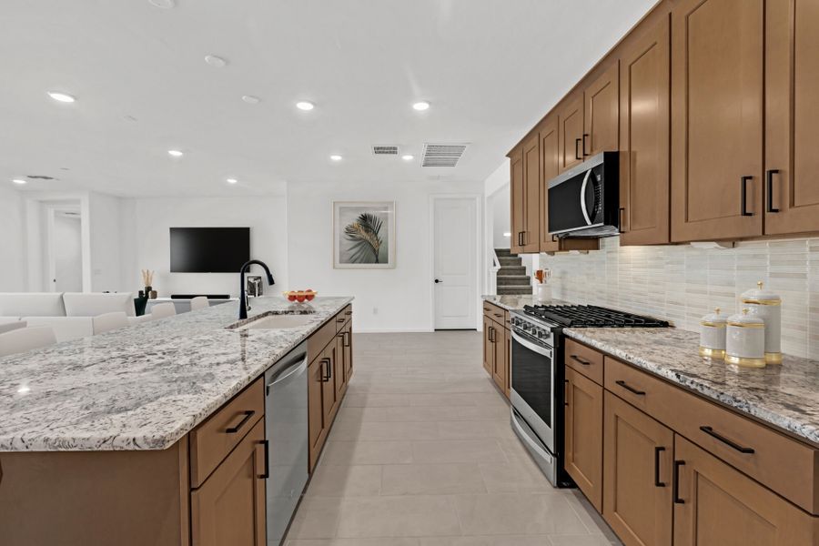 Furnished interior view inside a new home in Montelena, Marana (Image 7).