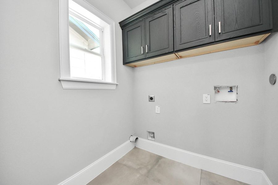 Spacious, unfurnished interior of a new home in , Houston (Image 18). Spacious, unfurnished interior of a new home in , Houston (Image 18).