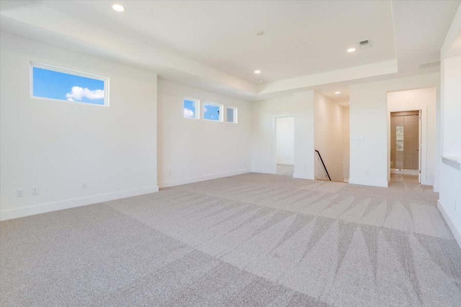 Spacious, unfurnished interior of a new home in Leander Estates, Leander (Image 21).