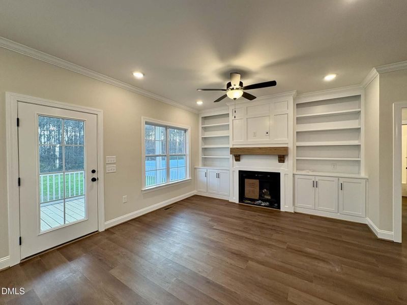 8907a78d-0d75-4969-8de2-4e5fc1b6744b