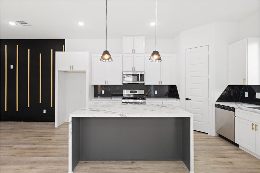 Image 2 of a home in . Image 2 of a home in .