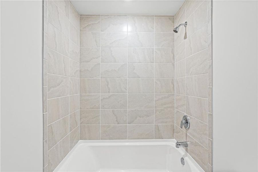Close-up of interior finishes inside a home in Avery Ridge, Gainesville (Image 18).