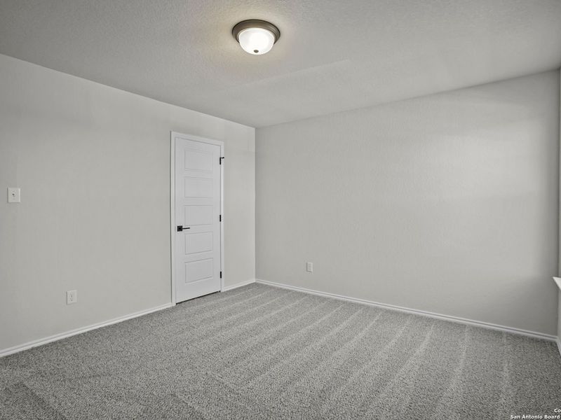 Spacious, unfurnished interior of a new home in Horizon Pointe, San Antonio (Image 33). Spacious, unfurnished interior of a new home in Horizon Pointe, San Antonio (Image 33).
