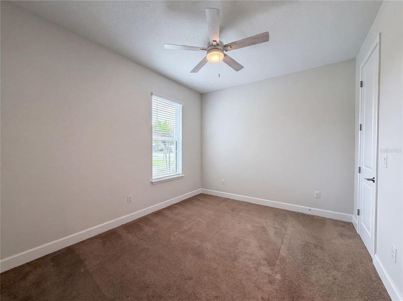 Spacious, unfurnished interior of a new home in , Sarasota (Image 19).