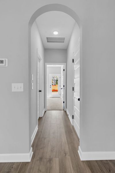 Spacious, unfurnished interior of a new home in Anderson Park, Hendersonville (Image 17). Spacious, unfurnished interior of a new home in Anderson Park, Hendersonville (Image 17).