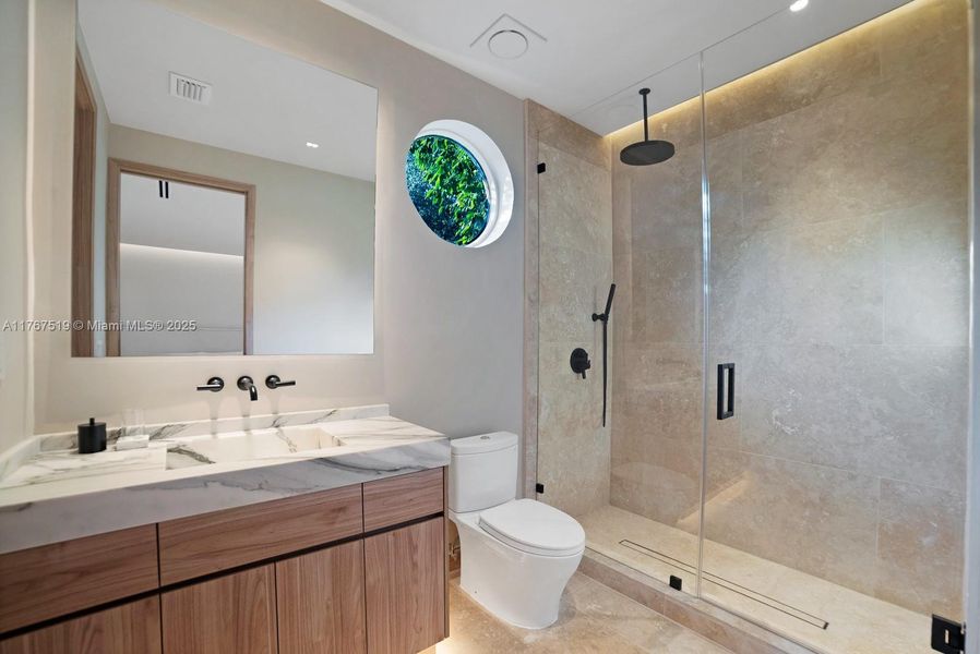 Furnished interior view inside a new home in , Pinecrest (Image 17).