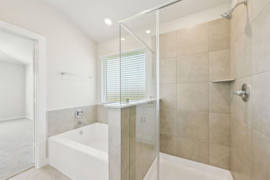 Photo is not of the actual home, but is an inspirational photo of builder’s model home and may depict options, furnishings, and/or decorator features that are not included Photo is not of the actual home, but is an inspirational photo of builder’s model home and may depict options, furnishings, and/or decorator features that are not included