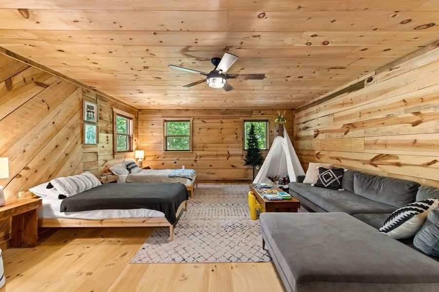 Furnished interior view inside a new home in , Ellijay (Image 16).