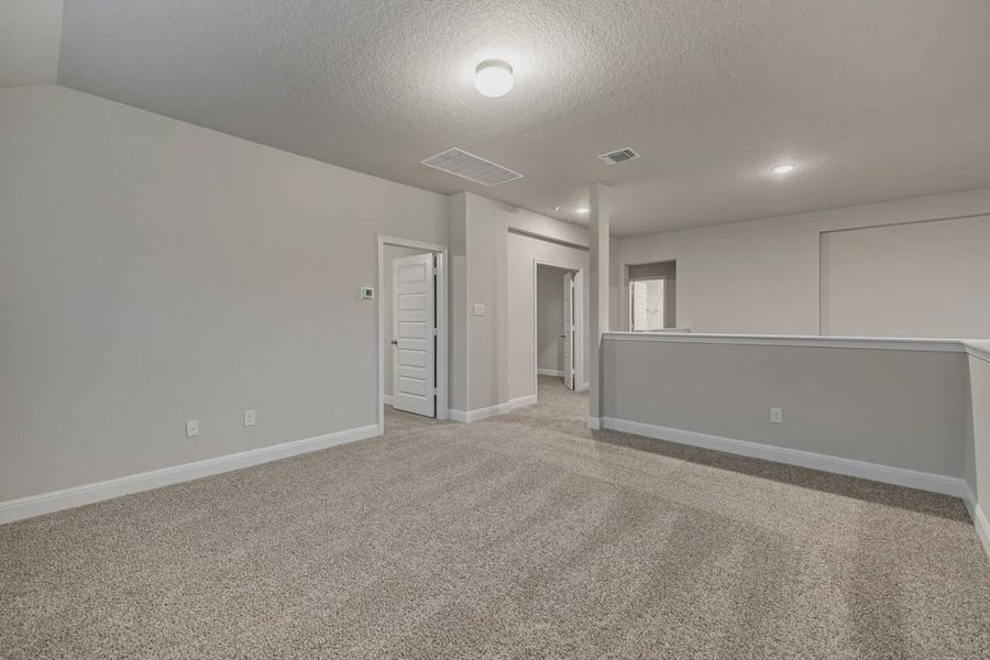 Representative unfurnished interior of a home built from the Shelby by Chesmar Homes in Esperanza 50's, Boerne (Image 20).