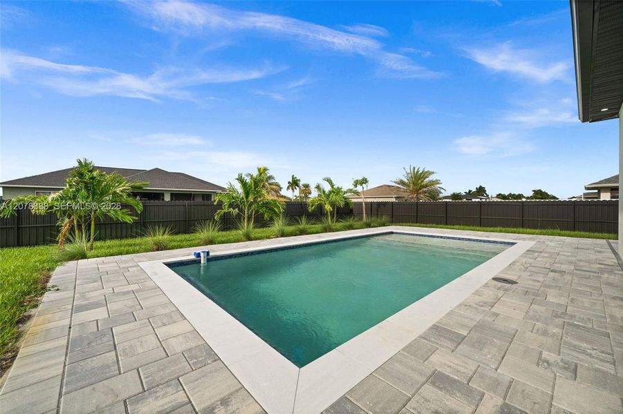 Exterior details and patio area of a home in , Cape Coral (Image 26).
