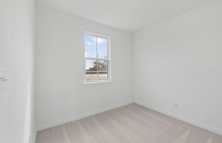 Spacious, unfurnished interior of a new home in Larson Crossing, Elgin (Image 25).