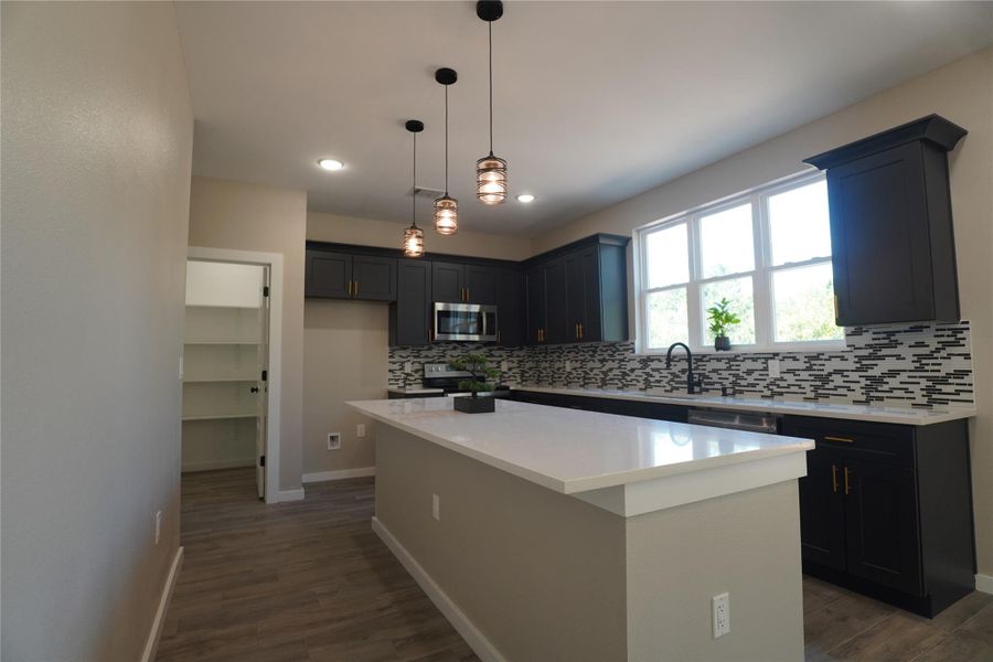 Furnished interior view inside a new home in , Bastrop (Image 12).