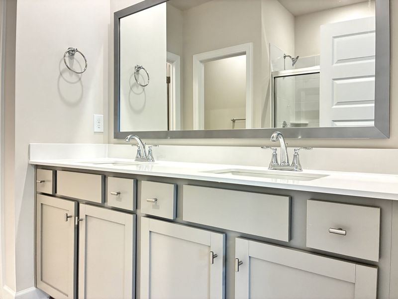 Close-up of interior finishes inside a home in Holly Ridge, Greenville (Image 8). Close-up of interior finishes inside a home in Holly Ridge, Greenville (Image 8).