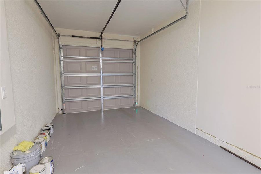 Spacious, unfurnished interior of a new home in , Tampa (Image 21). Spacious, unfurnished interior of a new home in , Tampa (Image 21).