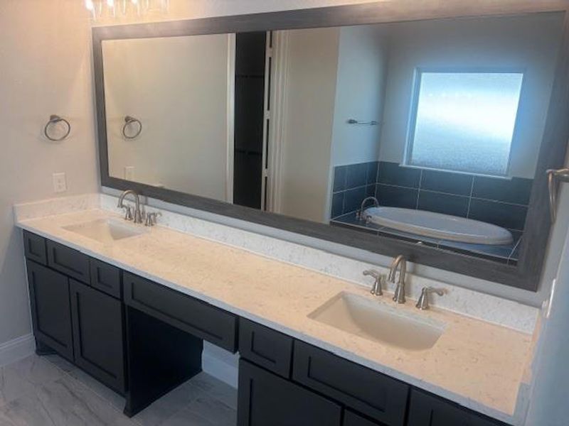 Furnished interior view inside a new home in Del Bello Lakes 60', Manvel (Image 4). Furnished interior view inside a new home in Del Bello Lakes 60', Manvel (Image 4).