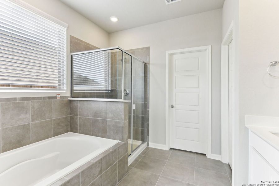 Furnished interior view inside a new home in Remington Ranch, San Antonio (Image 11). Furnished interior view inside a new home in Remington Ranch, San Antonio (Image 11).