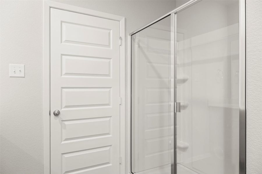 Image 31 of a home in Cloverleaf.