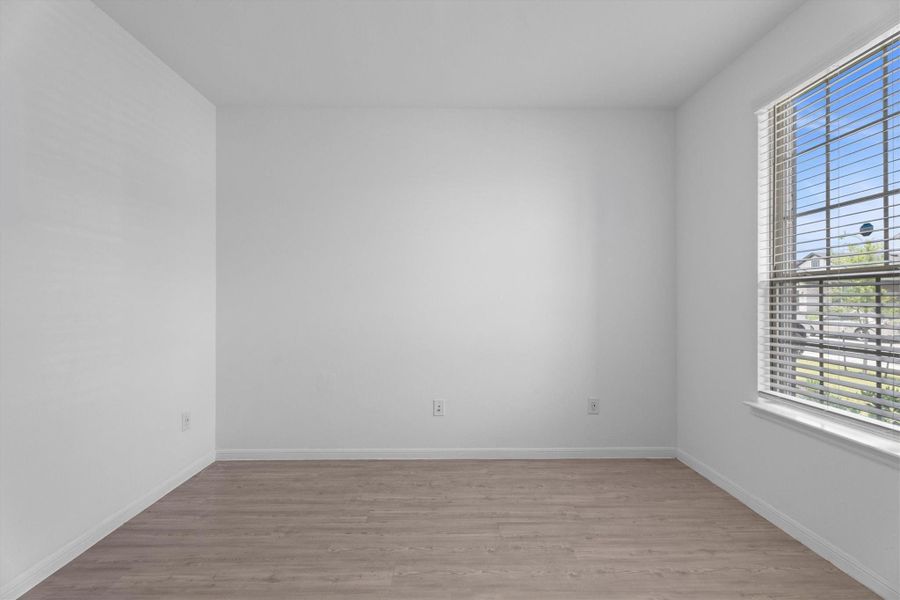 Spacious, unfurnished interior of a new home in , Crosby (Image 21).