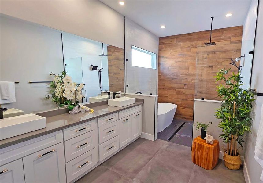 Furnished interior view inside a new home in , Sarasota (Image 57).