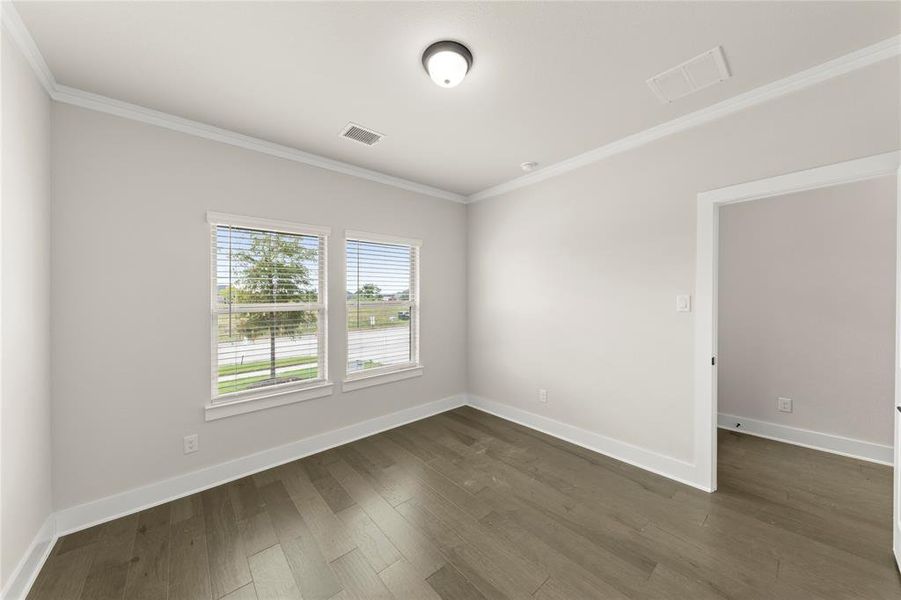 05. 2374 Bell - Study 05. 2374 Bell - Study