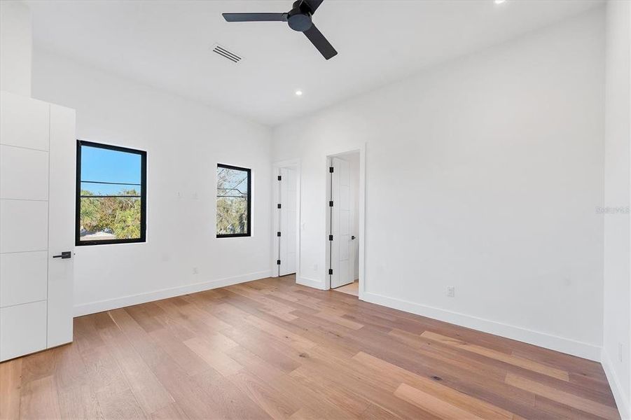 Spacious, unfurnished interior of a new home in , Nokomis (Image 20).