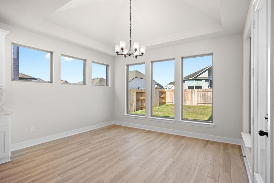 Spacious, unfurnished interior of a new home in Nolina, Georgetown (Image 23).