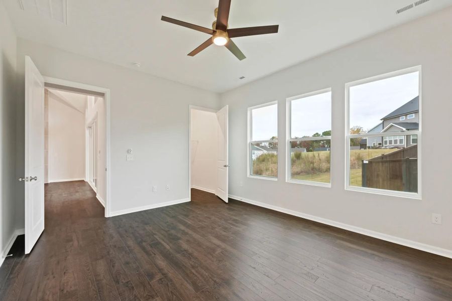 The Alton Primary Suite