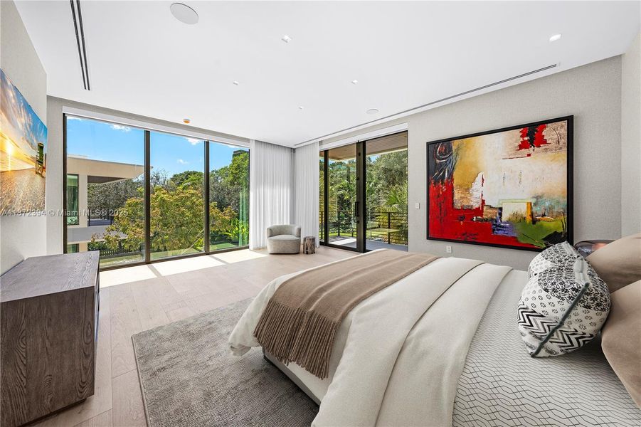 Furnished interior view inside a new home in , Coral Gables (Image 47).