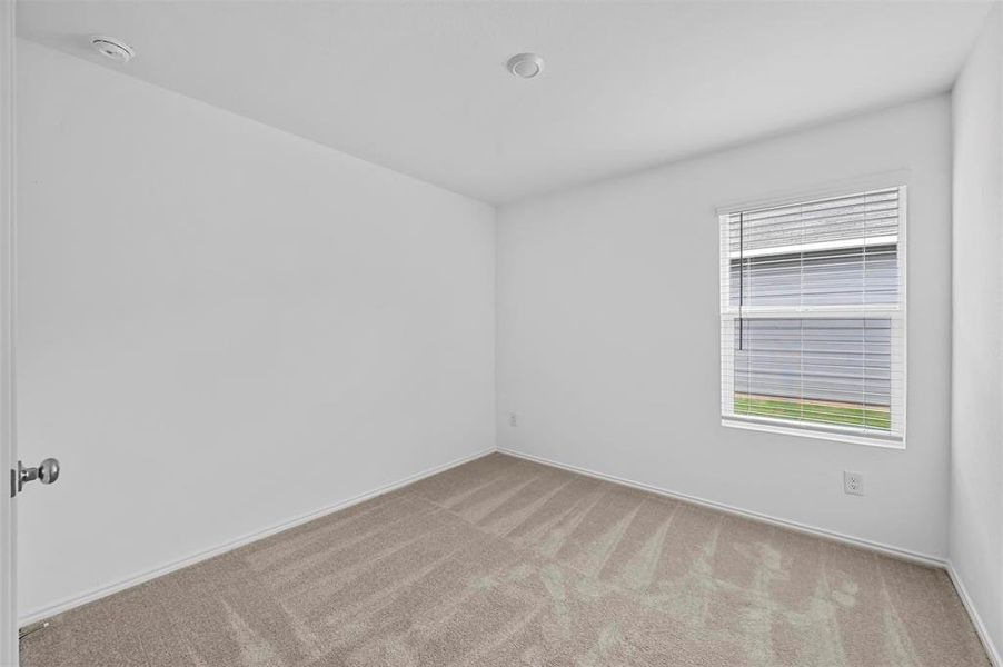 Spacious, unfurnished interior of a new home in Wright Farms: Watermill Collection, Dallas (Image 15).