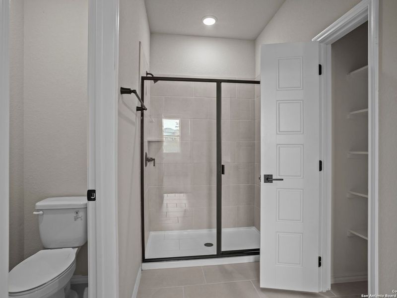 Furnished interior view inside a new home in Comanche Ridge, San Antonio (Image 15).