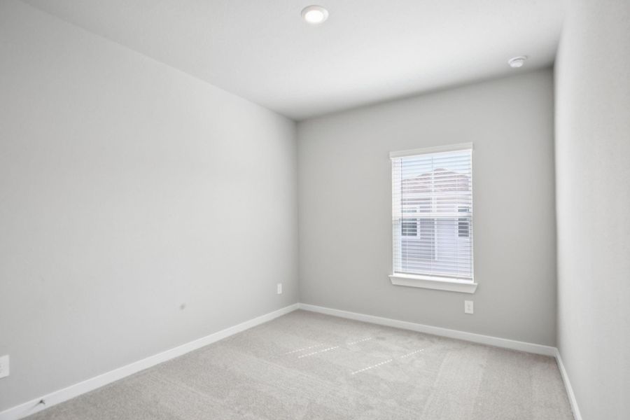 Spacious, unfurnished interior of a new home in Spring Brook Village - City Series, Houston (Image 16).